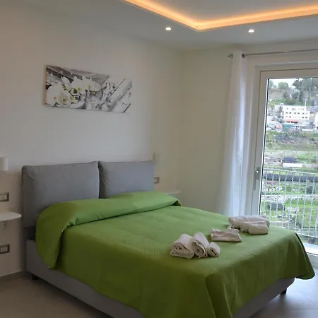 Montemare Guest house *